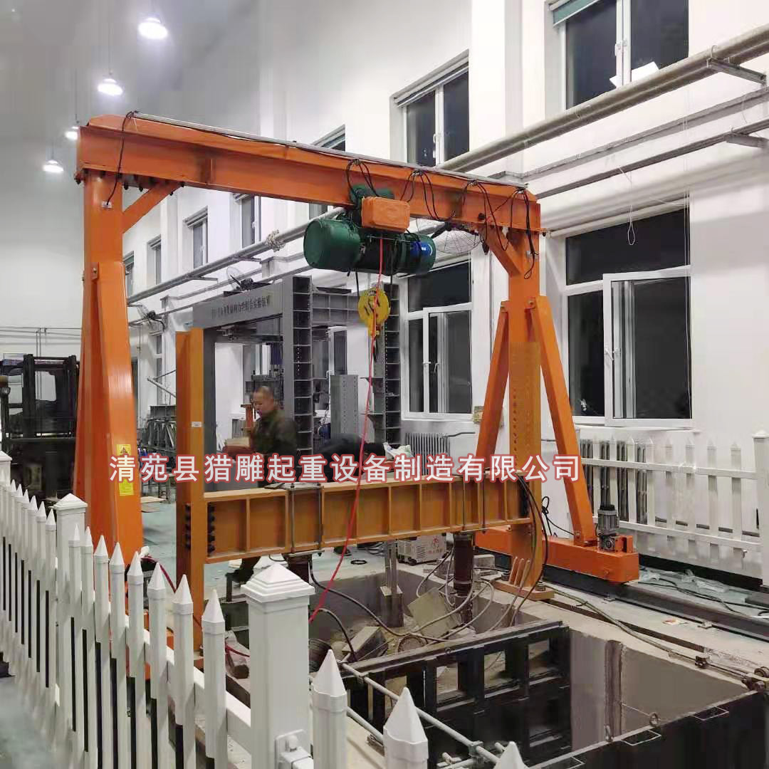 防風(fēng)型龍門(mén)吊